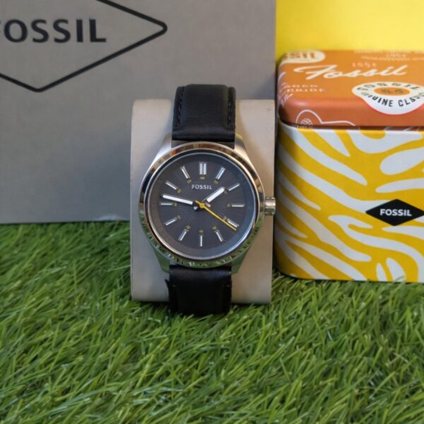 Fossil BQ1518 Stylish Stainless Steel in Leather Strap Men's Watches Price in Pakistan