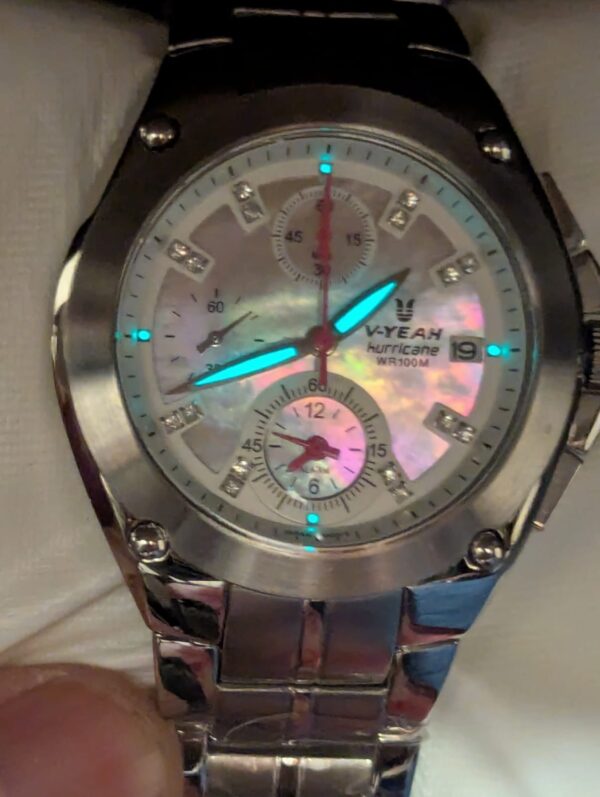 V-YEAH Hurricane, a Quartz Chronograph Watch for Women's
