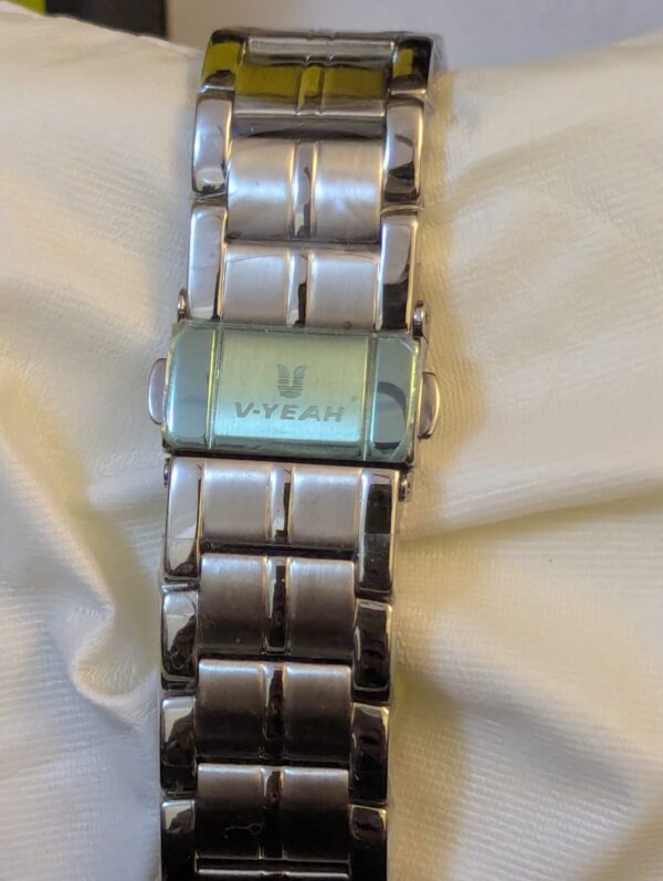 V-YEAH Hurricane, a Quartz Chronograph Watch for Women's