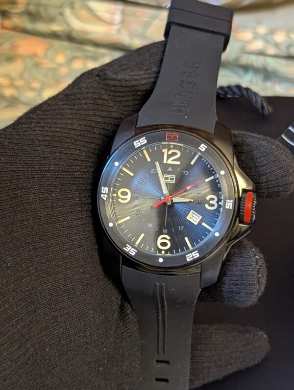 4 Tommy Hilfiger Men's Quartz Sports Watch