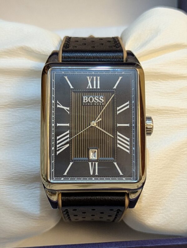 2026/07/254778-scaled.jpg Hugo Boss "Tank" style rectangular men's watch