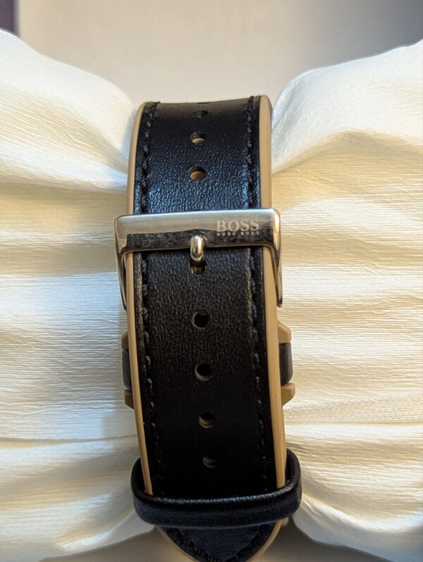 2026/07/254779-scaled.jpg Hugo Boss "Tank" style rectangular men's watch