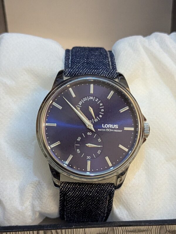 Lorus Men's Classic Watch (Model: R3A17AX9